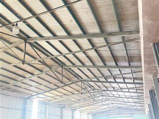 Cho thuê kho, nhà xưởng 2.500m2 mặt tiền đường quốc lộ 53  trung tâm vũng liêm vĩnh long  giá tốt