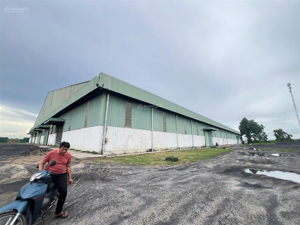 Cho thuê kho  nhà xưởng diện tích 12.000m2 trên đất 130.000m2(skc) mặt tiền nam sông hậu, cần thơ