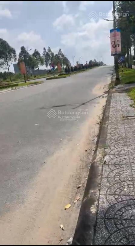 Bán gấp đất mặt tiền võ văn kiệt 338m2 thổ cư 100% cách sân bay trà nóc 200m. định cư nước ngoài