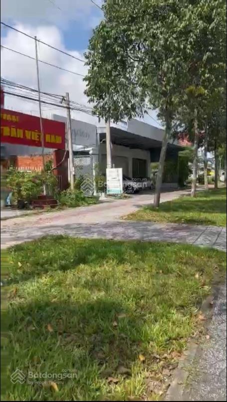 Bán gấp đất mặt tiền võ văn kiệt 338m2 thổ cư 100% cách sân bay trà nóc 200m. định cư nước ngoài