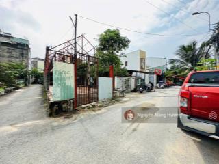 Lô góc 2 mặt tiền đường 30m thủ đức  ngang 12 x 26m sẵn gpxd hầm 7 tầng doanh thu 400 tr/tháng