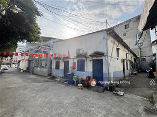 Lô góc 2 mặt tiền hxt kha vạn cân  dt 165m2 ngang 8 x 20m  sẵn tn 30 triệu/tháng chỉ 11.5 tỷ