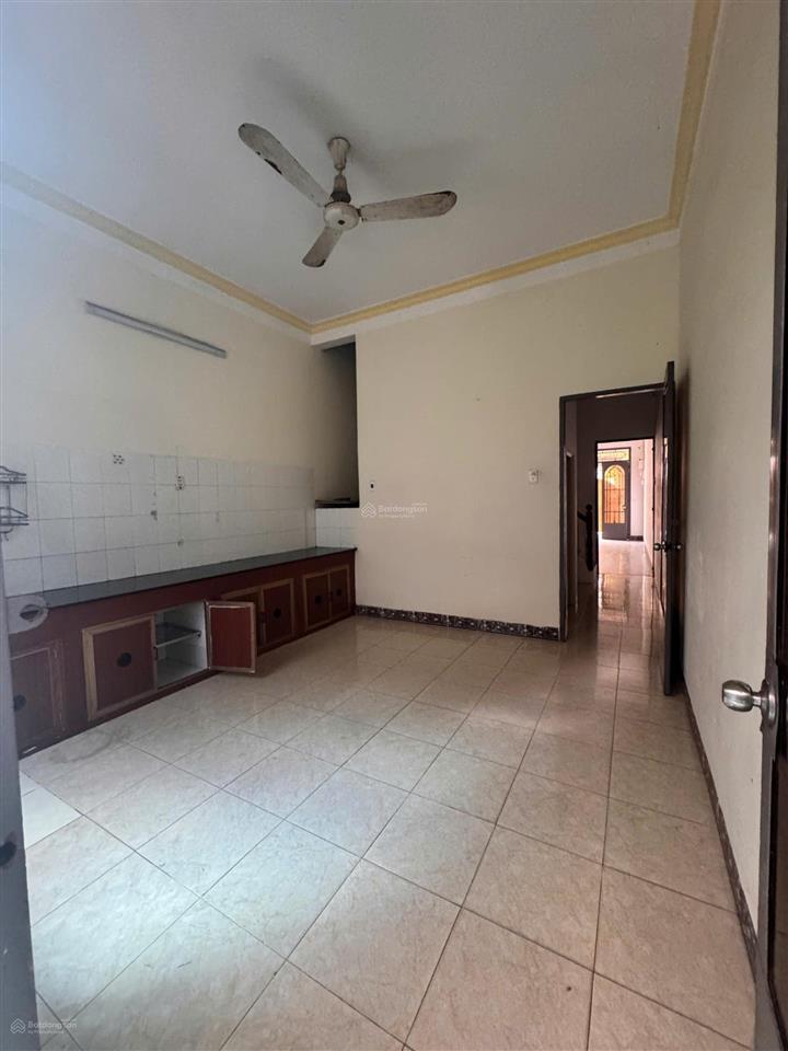 Nhà 3 tầng kdc himlam linh chiểu đối diện công viên  ngang 4 x 20m vuông vức sẵn hđt 20 tr/tháng