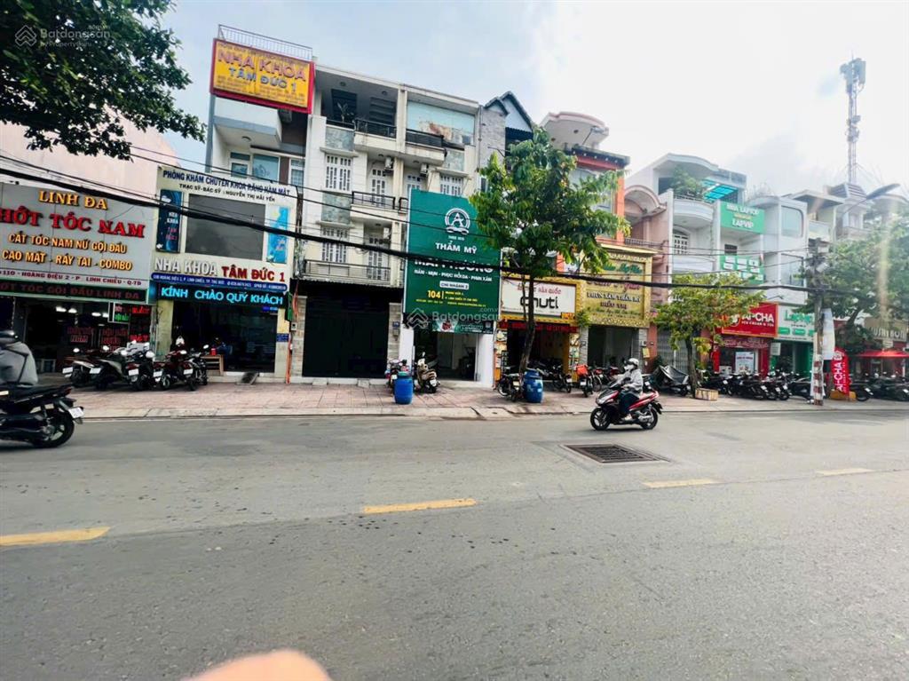 Nhà 3 tầng kdc himlam linh chiểu đối diện công viên  ngang 4 x 20m vuông vức sẵn hđt 20 tr/tháng