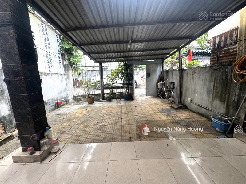 Nhà đẹp xây mới hầm 6 tầng ngay võ văn ngân  dt 160m2 (5.7 x 30m) full thổ cư, không lộ giới