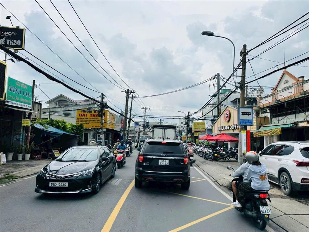 76 tr/m2  siêu mặt tiền ngay kha vạn cân  ngang 8 x 35m full thổ cư gpxd 7 tầng