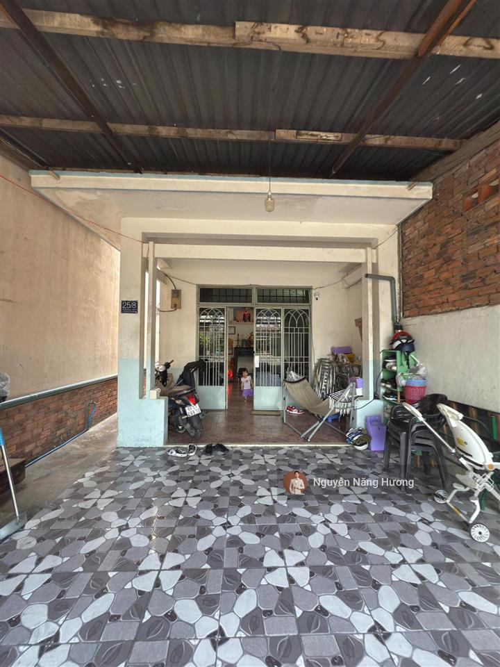 Nhà mặt tiền đường 15m đối diện công viên linh trung  dt 90m² (5 x 18m) giá chỉ 8,5 tỷ tl