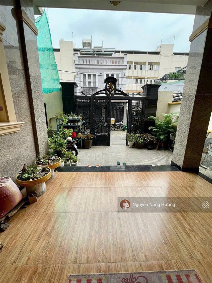 Nhà mặt tiền trung tâm bình thọ  ngang 8.8 x 20m, 186m2  kết cấu 3 tầng kiên cố chỉ 18 tỷ