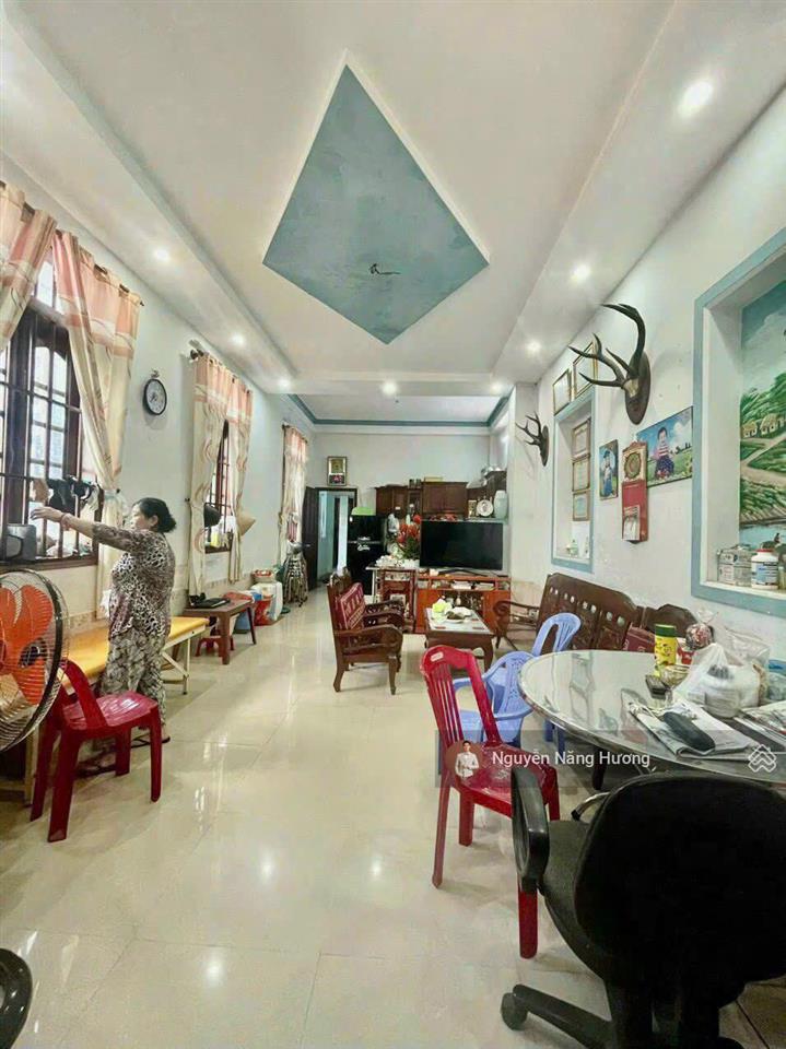 Chdv 4 tầng 16 phòng khu vip bình thọ  góc 2 mt đường thống nhất  dt 5.2 x 22m full thổ chỉ 15 tỷ