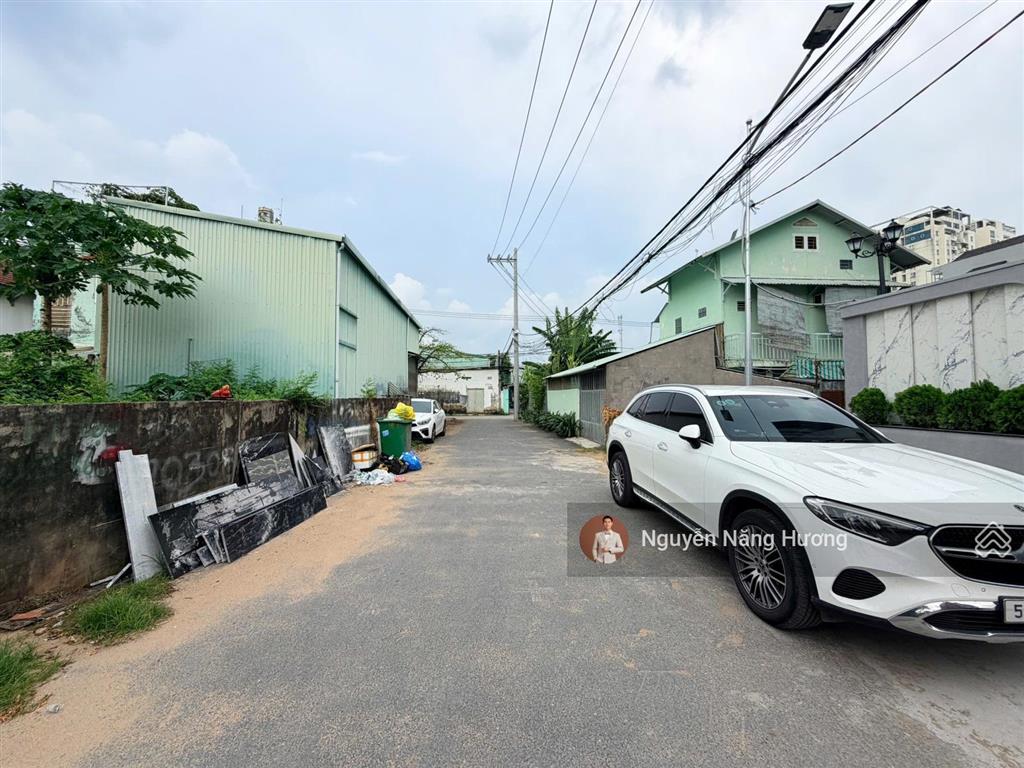 Đất vành đai 2 thủ đức  dt 262m2 ngang 10m x 24.5m xd hầm + 5 tầng + lửng + mái che 1000m2 sàn