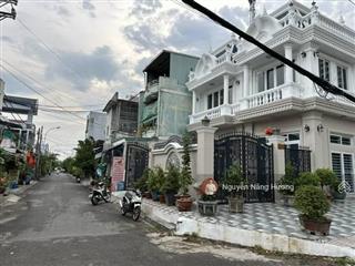Hiếm  nhà c4 mặt tiền đường số 7 linh tây  dt 77m2 ngang 4.6 x 17.5m chỉ 3.5 tỷ sổ nằm bank