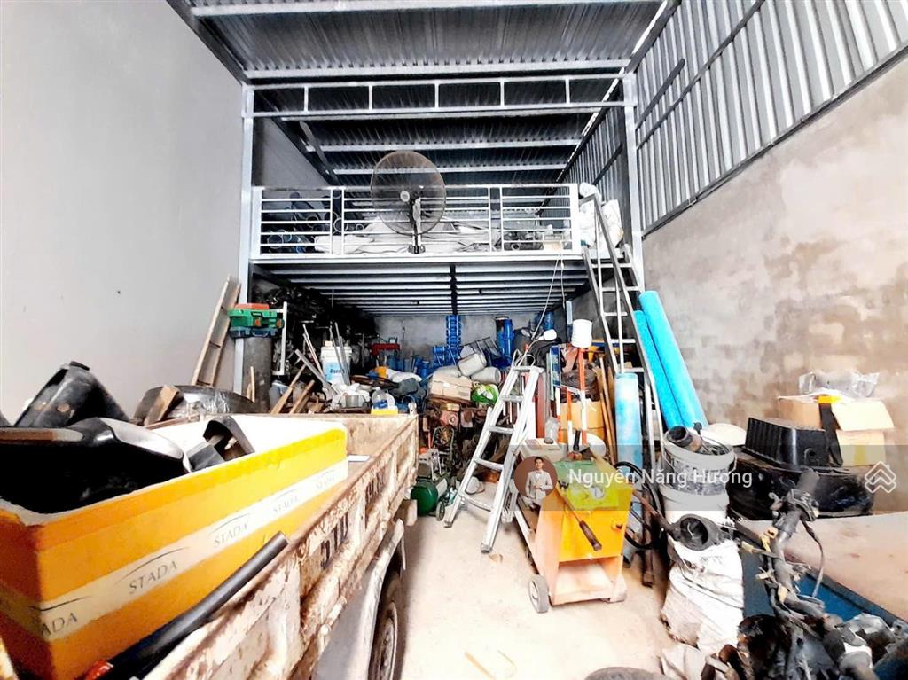 Hiếm  nhà c4 mặt tiền đường số 7 linh tây  dt 77m2 ngang 4.6 x 17.5m chỉ 3.5 tỷ sổ nằm bank