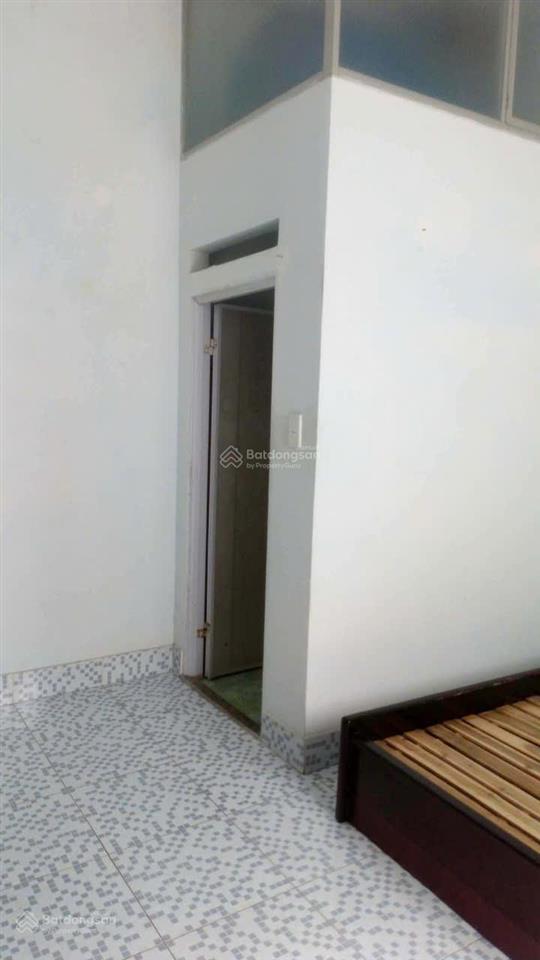 Cho thuê nhà riêng hẻm 58/7/5, đường 47, dt 1 trệt + 1 lầu = 2*28=56m2. giá 5,5 triệu vnd/tháng