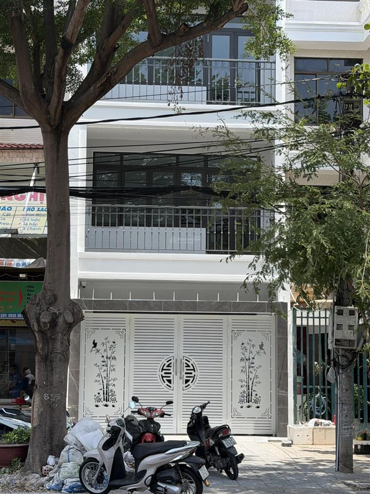 Chính chủ, cho thuê dài hạn nguyên căn nhà mặt tiền trương công định, tam thắng, tp hcm(vũng tàu)