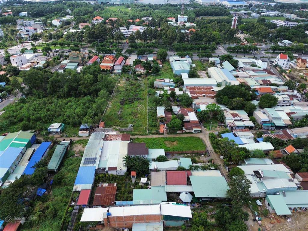 Bán lô góc 2 mặt tiền trung tâm phú mỹ ngang 60m, 100m² thổ cư