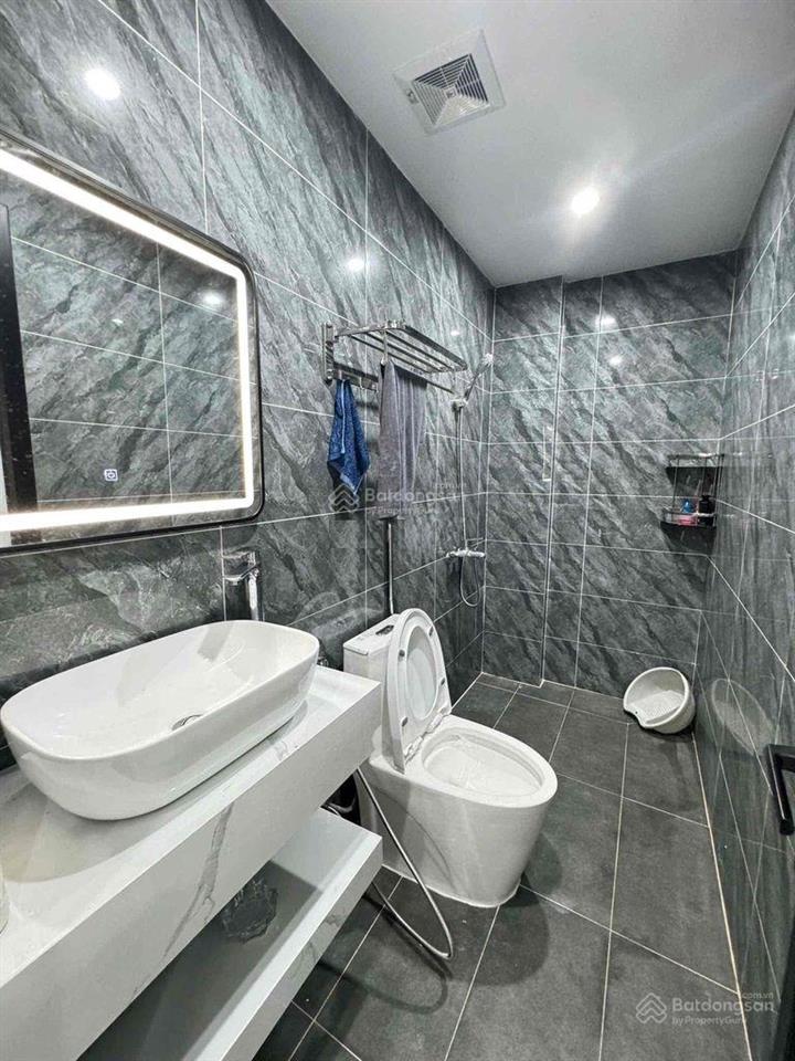 Căn hộ full nt tạ quang bửu 30m2. giá 5.5tr. gần đh bách khoa, xây dựng, ktqd. tel 0934 685 ***