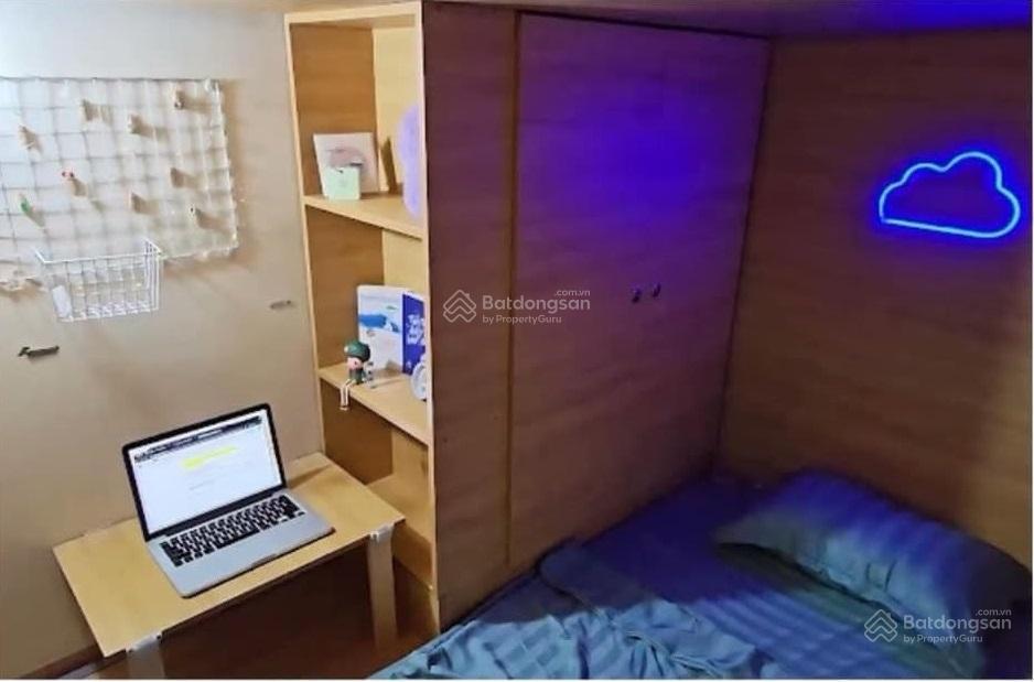 Phòng ngủ sleep box  chỉ 1,5 tr không phát sinh. 228 minh khai, hai bà trưng. tel 0934 685 ***