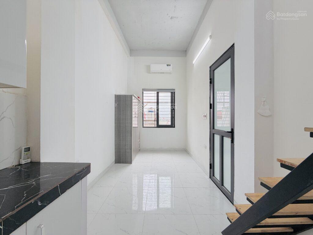 Cho thuê ccmn khép kín tân mai căn 21 louis 6 louis hoàng mai  full nt giá 3.3 triệu/tháng