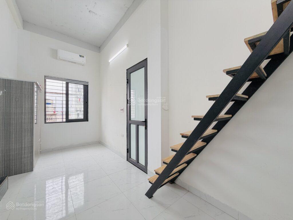 Cho thuê ccmn khép kín tân mai căn 21 louis 6 louis hoàng mai  full nt giá 3.3 triệu/tháng