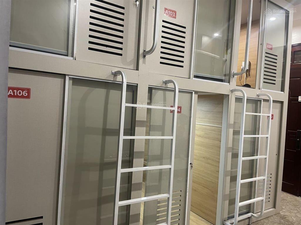 Ở ghép 4 bạn chung phòng. có vách ngăn riêng biệt. full nt, giá 1.2tr. tại trương định