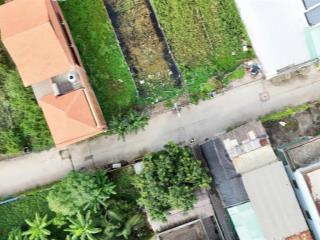 Tôi cần bán lô đất ở dt 5.5x20m  106m2  phí sau ubnd xã bình khánh, khu dân cư  giá 3.8 tỷ