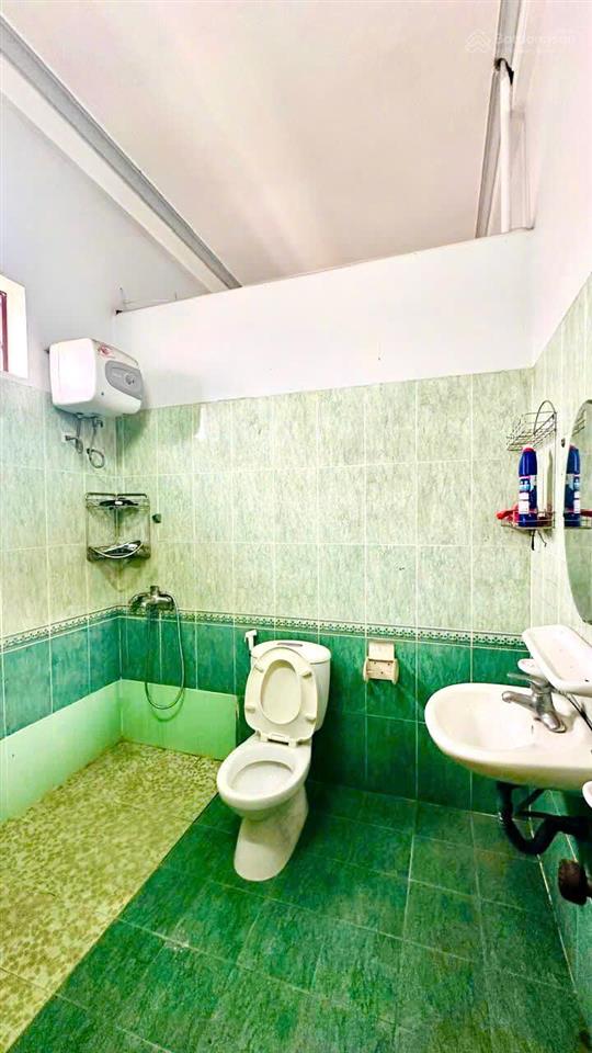 Bán nhà 2 tầng trung tâm tp huế  view hồ