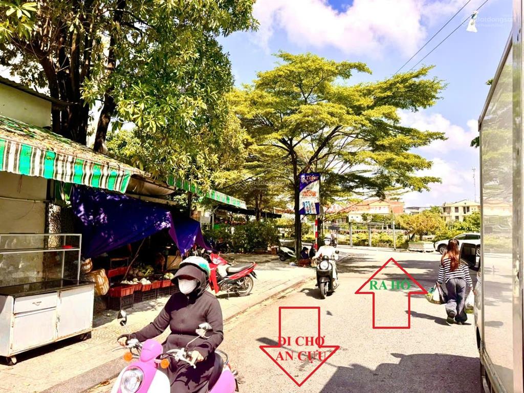 Bán nhà 2 tầng trung tâm tp huế  view hồ