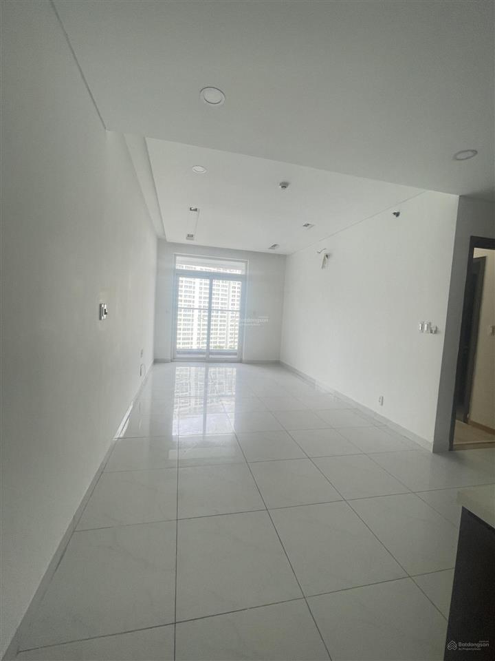 Bán gấp căn hộ 2pn hưng phát 2 silver star 75,2m2 chỉ 3.8tỷ có nội thất, có sổ hồng.  0902 534 ***