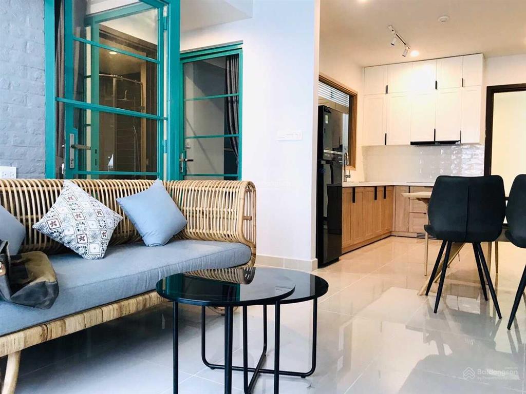 Bán gấp căn 2pn 2wc dragon hill 2 view phú mỹ hưng giá chỉ 4.4 tỷ.  0902 534 ***