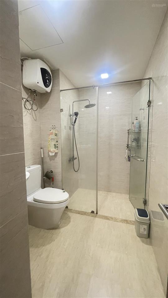 Bán gấp căn hộ 2pn hưng phát 2 silver star chỉ 3.5 tỷ có nội thất, có sổ hồng.  0902 534 ***