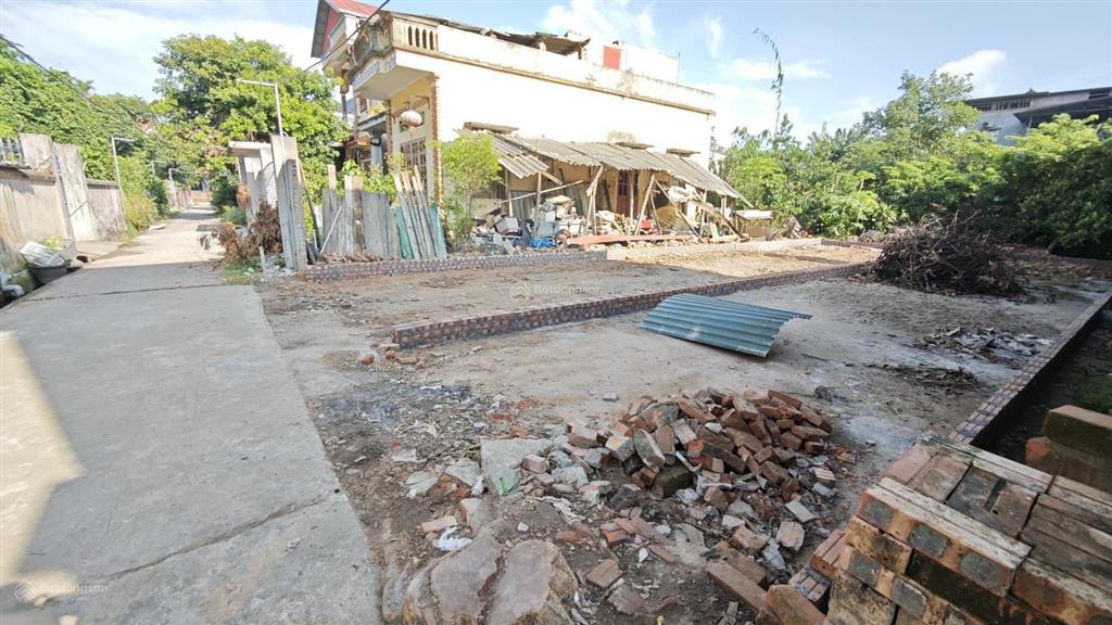 Bán 75.7m2 oto tránh, giáp vành đai 4 phường ninh xá (thuận thành), bắc ninh.  0985 299 ***