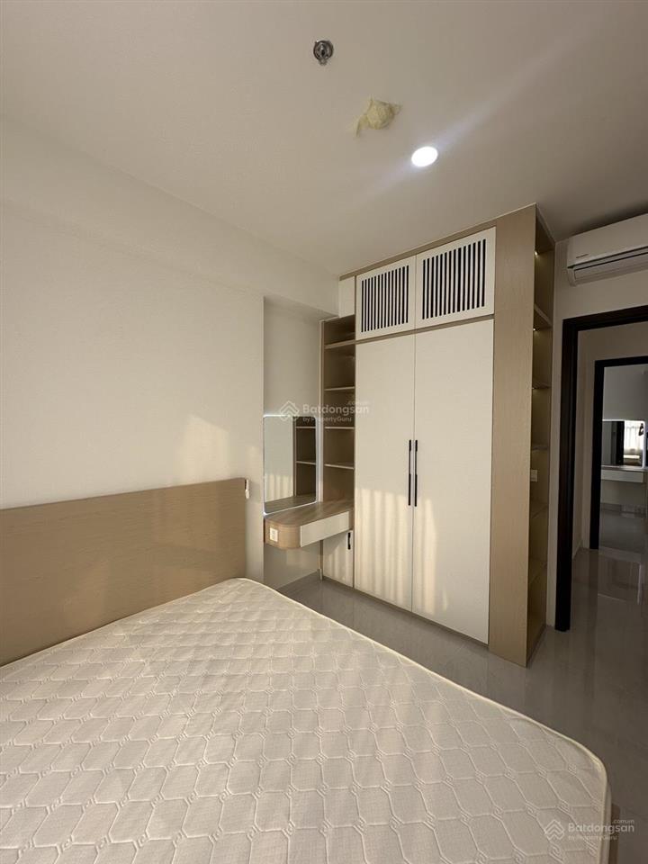 Cần bán căn ot 2pn 1wc  3.13 tỷ  htcb  50m2  sunrise riverside  view đẹp  hot 0909 113 ***