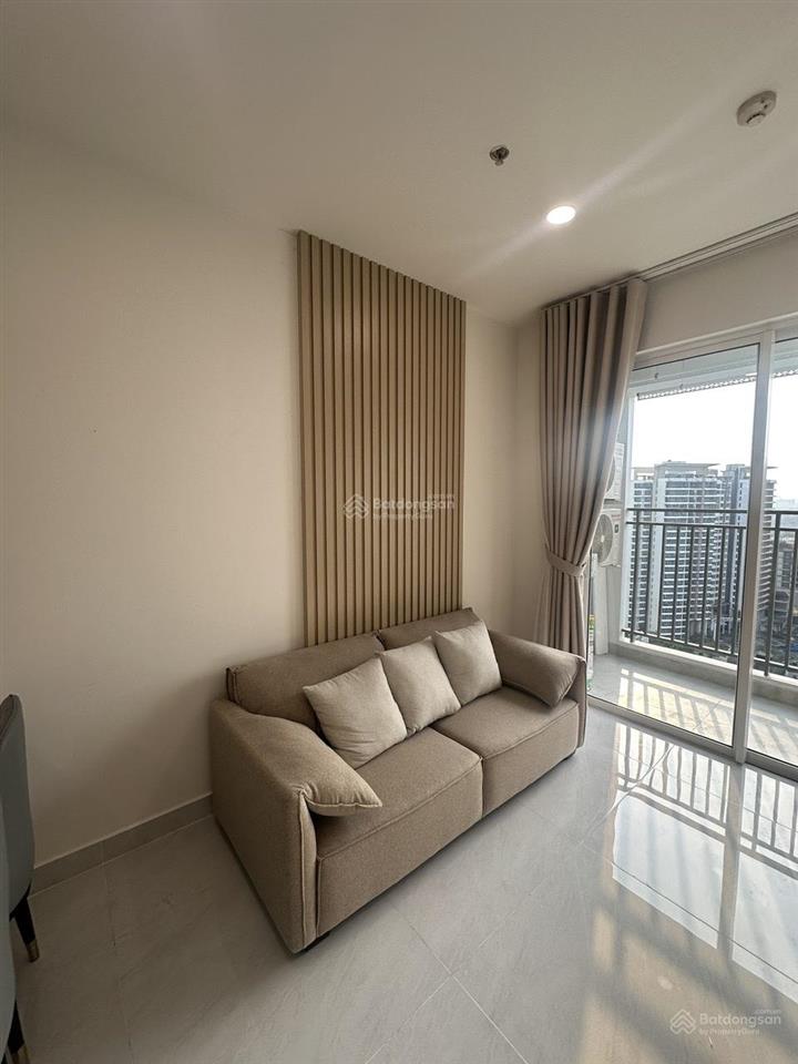 Cần bán căn ot 2pn 1wc  3.13 tỷ  htcb  50m2  sunrise riverside  view đẹp  hot 0909 113 ***