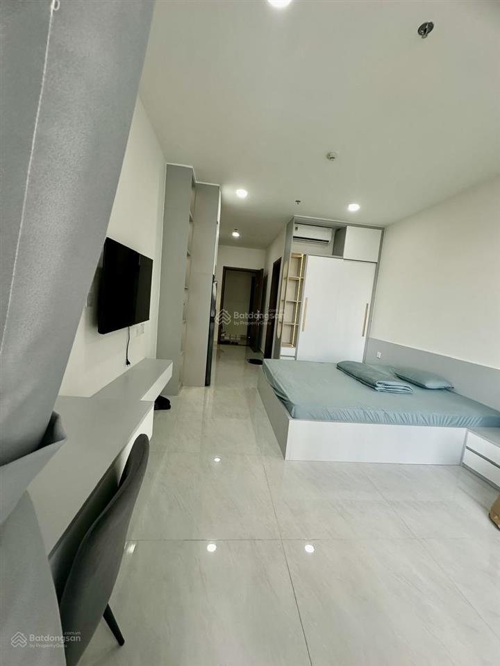 Cần bán căn ot 30m2 full nội thất (đẹp) view đẹp sẵn hđ thuê 2.5 tỷ sunrise riverside 0909 113 ***