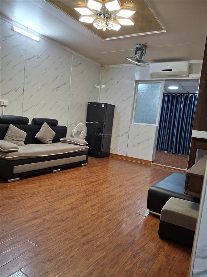 Bán căn hộ tập thể a10 nghĩa tân, 65m2 nhà đẹp 2 phòng ngủ, vs khép kín view sân chơi 3tỷ350
