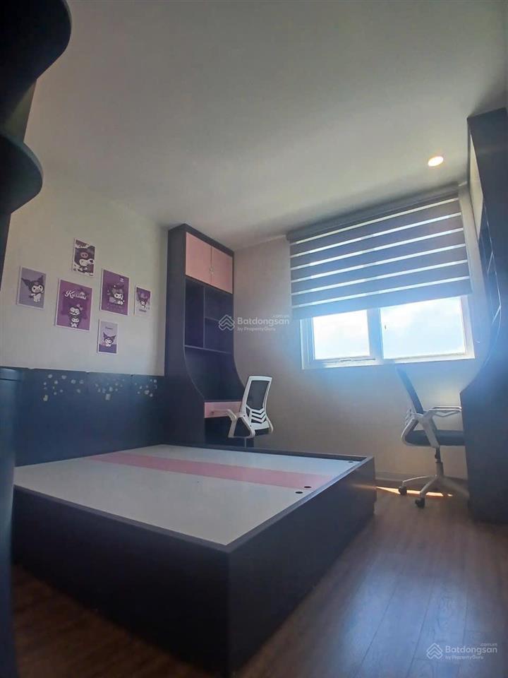 Chính chủ cần bán trước tết căn 2pn view pháo hoa vin cổ loa