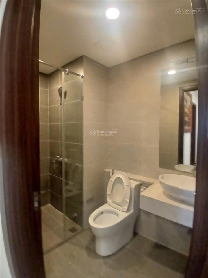 Chính chủ cần bán trước tết căn 2pn view pháo hoa vin cổ loa