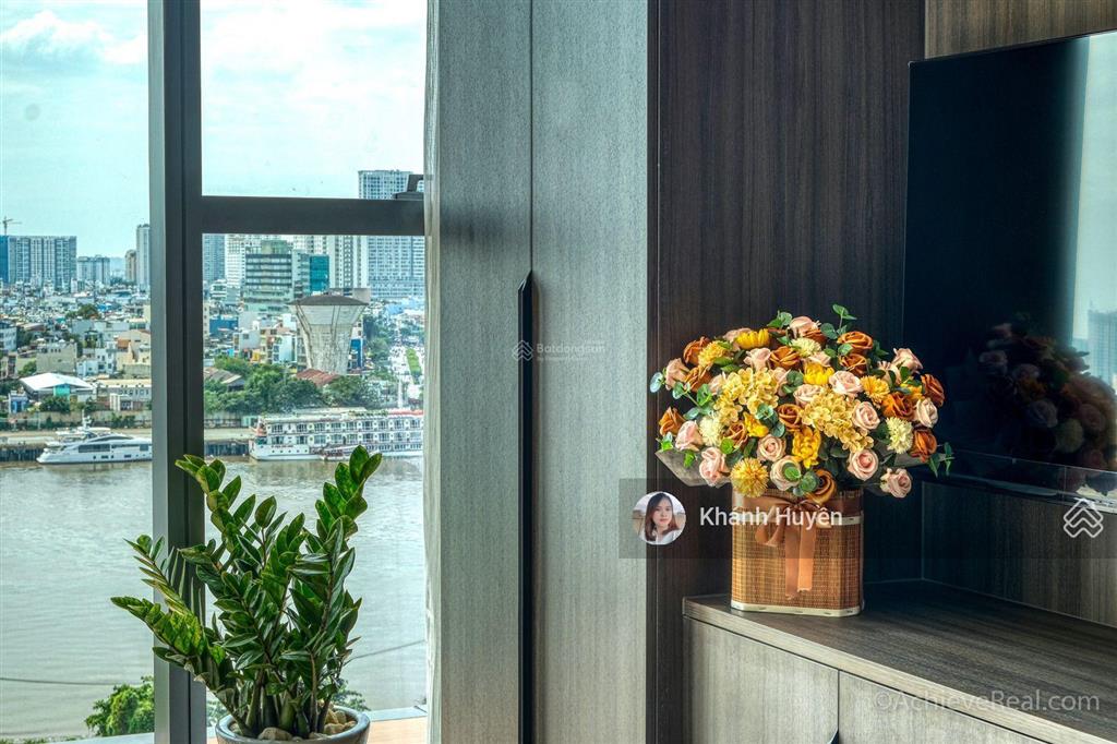 Cho thuê gấp căn hộ 3pn vinhomes central park, full nt, view sông, 120m2.  0901 692 ***