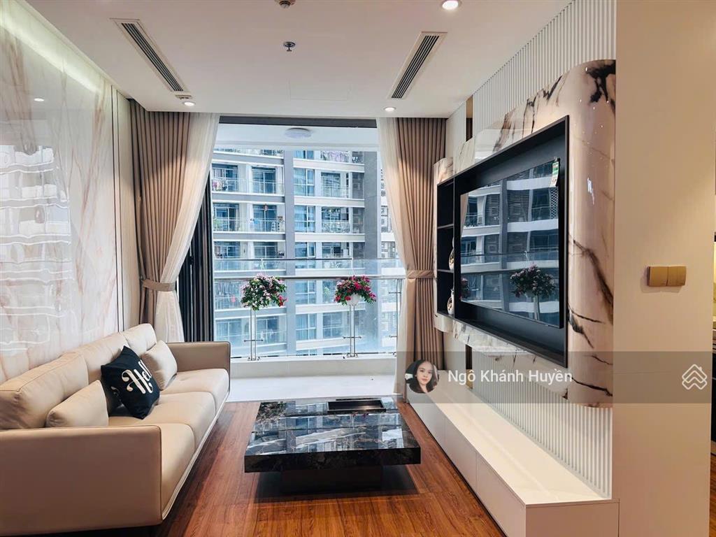 Siêu phẩm 3 phòng ngủ vinhomes  115m2 nội thất sang trọng, đã có sổ hồng