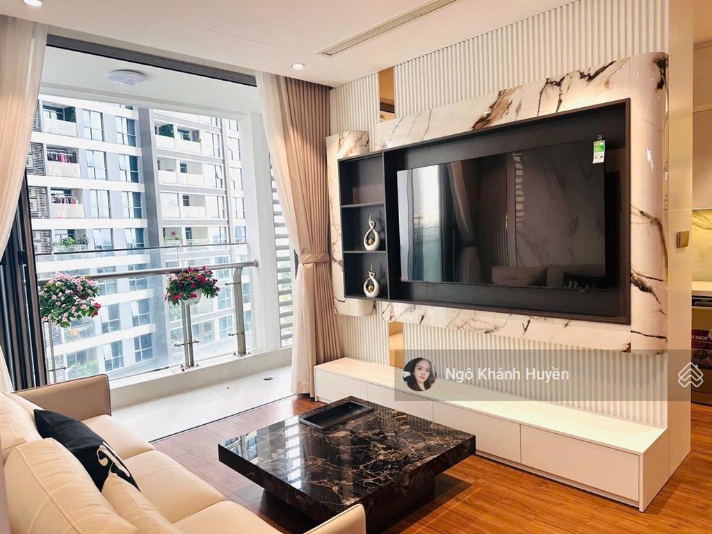Siêu phẩm 3 phòng ngủ vinhomes  115m2 nội thất sang trọng, đã có sổ hồng