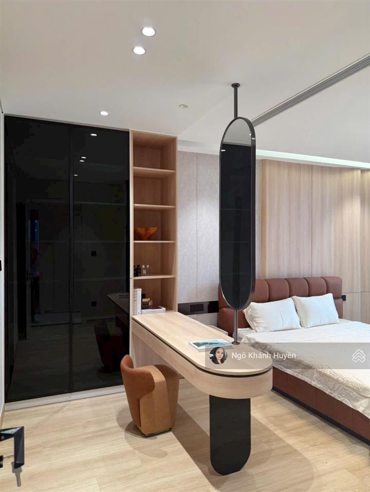 Danh sách 12 căn hộ 4 phòng ngủ đang rao bán tại vinhomes central park giá hợp lý, nội thất đẹp