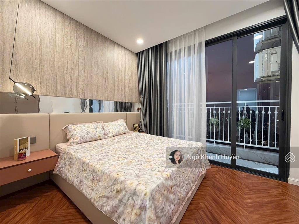 Bán gấp siêu phẩm penthouse vinhomes central park nội thất đẳng cấp 5 sao.  0901 692 ***