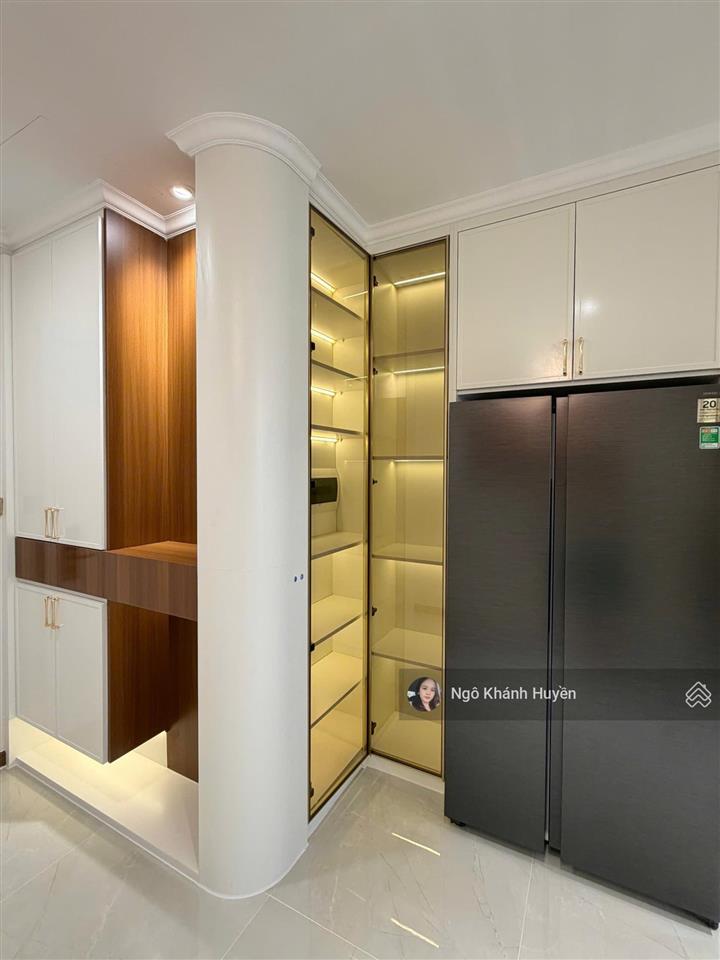 Tuyệt phẩm cần bán căn 2 phòng ngủ luxury view sông tại vinhomes central park