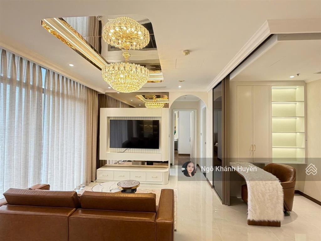 Tuyệt phẩm cần bán căn 2 phòng ngủ luxury view sông tại vinhomes central park