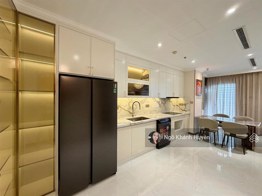 Tuyệt phẩm cần bán căn 2 phòng ngủ luxury view sông tại vinhomes central park