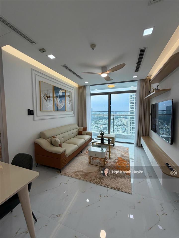 Bán căn 2pn park 6 vinhomes central park , 76m2  full nội thất đẹp , giá 11.6 tỷ bao phí