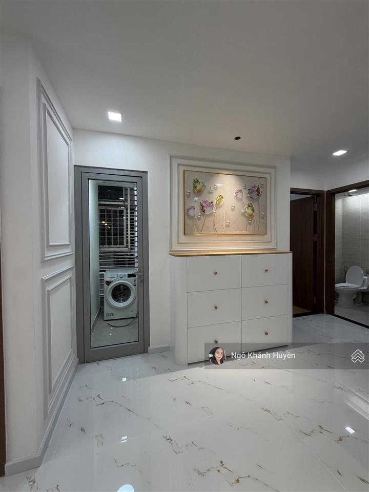 Bán căn 2pn park 6 vinhomes central park , 76m2  full nội thất đẹp , giá 11.6 tỷ bao phí