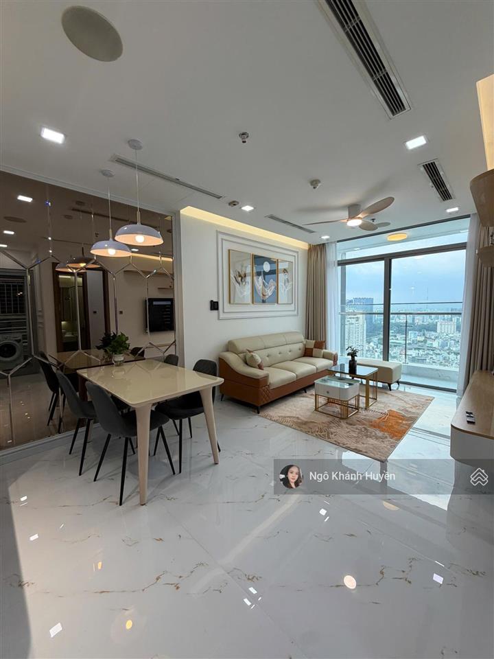 Bán căn 2pn park 6 vinhomes central park , 76m2  full nội thất đẹp , giá 11.6 tỷ bao phí