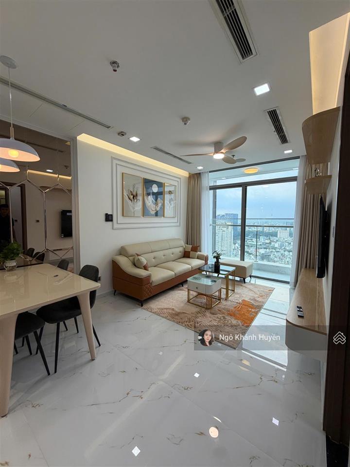Bán căn 2pn park 6 vinhomes central park , 76m2  full nội thất đẹp , giá 11.6 tỷ bao phí