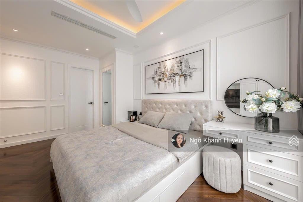 Siêu phẩm cần bán căn hộ vinhomes central park 3 phòng ngủ 108.7m2, nội thất luxury cực đẹp